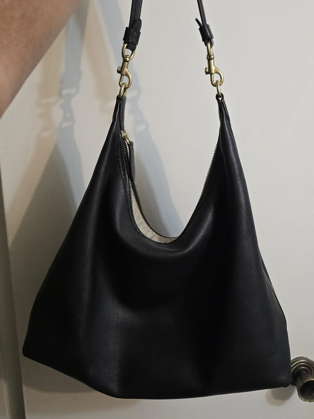 Coach JULIET 38 Black Leather Shoulder Bag - Classic Hobo Style